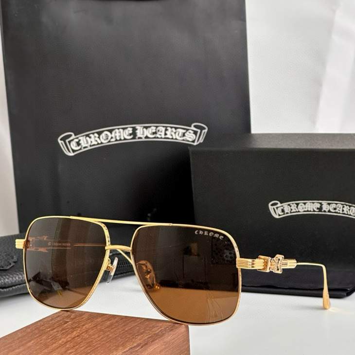 Picture of Chrome Hearts Sunglasses _SKUfw70121012fw